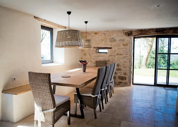 Vakantiehuis 8 Pers Du Chateau De Cantecor Alvignac