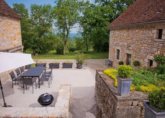 8 Pers Du Chateau De Cantecor Vakantiehuis *