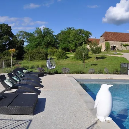 8 Pers Du Chateau De Cantecor بيت للعطل