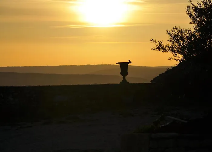 Semesterbostad 8 Pers Du Chateau De Cantecor Alvignac